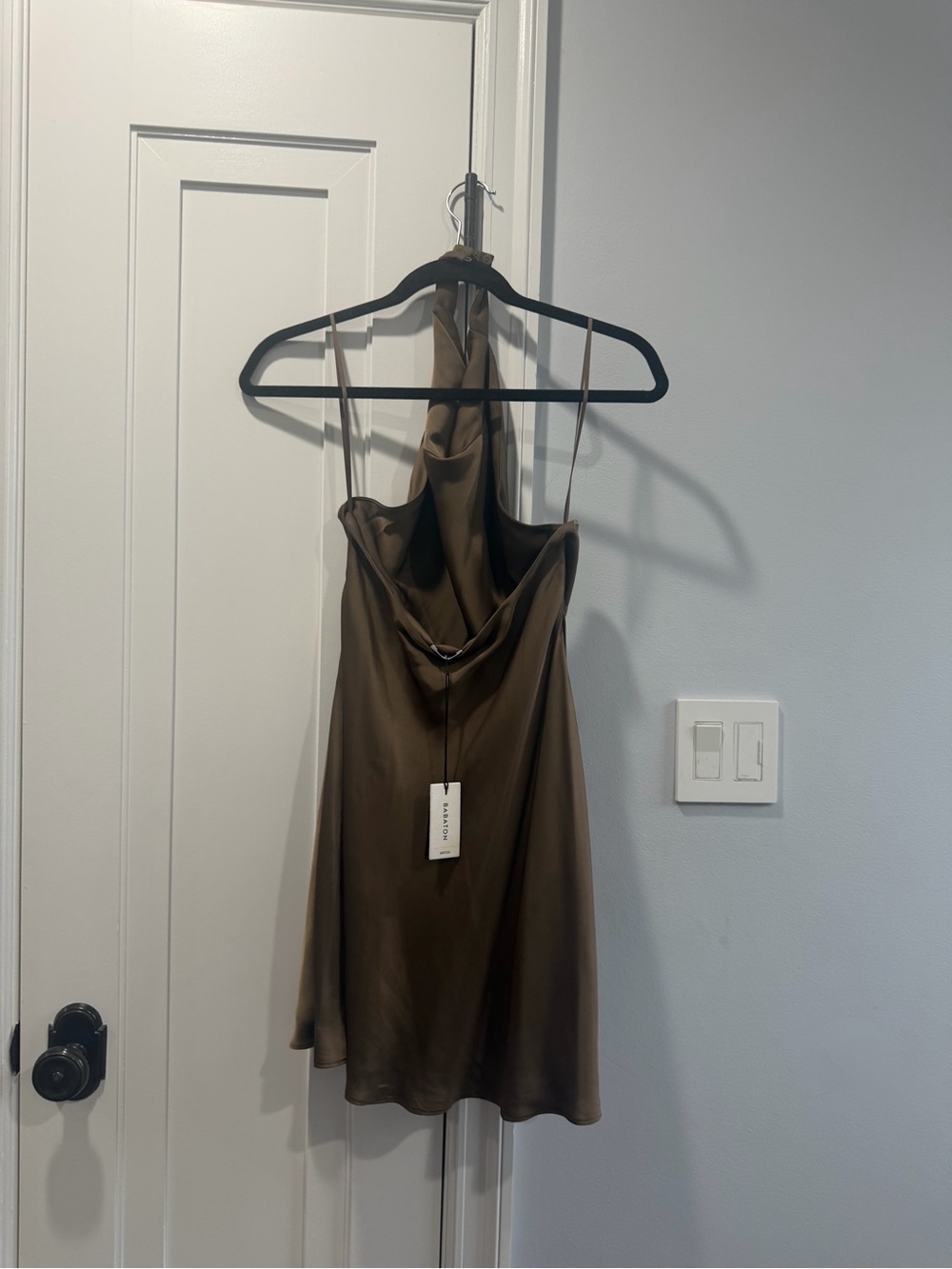 Aritzia Babaton Audience Satin Mini Dress NWT sz 6 - Picture 4 of 5